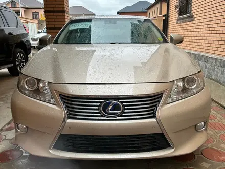 Lexus ES 300h 2012 года за 10 700 000 тг. в Актау – фото 2