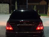 Mercedes-Benz E 500 2006 года за 6 500 000 тг. в Атырау – фото 2