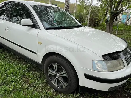 Volkswagen Passat 1998 года за 1 690 000 тг. в Усть-Каменогорск – фото 2