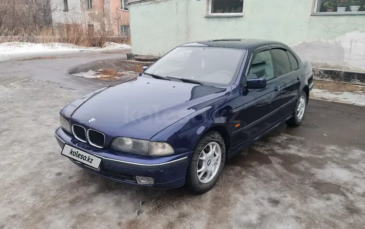 BMW 523 1998 годаfor2 900 000 тг. в Караганда