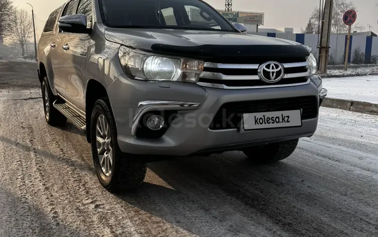 Toyota Hilux 2015 года за 14 500 000 тг. в Усть-Каменогорск