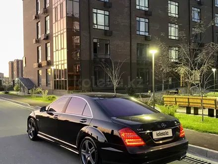 Mercedes-Benz S 500 2005 года за 7 700 000 тг. в Шымкент – фото 14