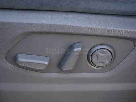 Hyundai Staria Luxe 2023 года за 19 390 000 тг. в Астана – фото 26