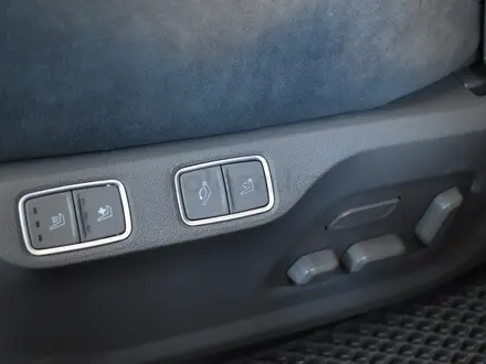 Hyundai Staria Luxe 2023 года за 19 390 000 тг. в Астана – фото 27