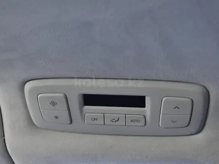 Hyundai Staria Luxe 2023 года за 19 390 000 тг. в Астана – фото 28