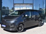 Hyundai Staria Luxe 2023 года за 19 390 000 тг. в Астана