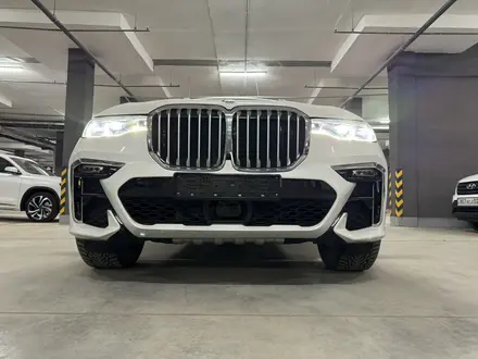 BMW X7 2021 года за 58 500 000 тг. в Алматы – фото 28
