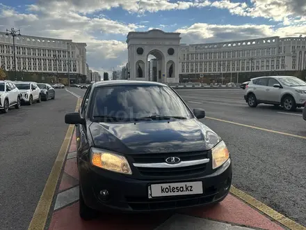 ВАЗ (Lada) Granta 2190 2014 года за 2 000 000 тг. в Астана