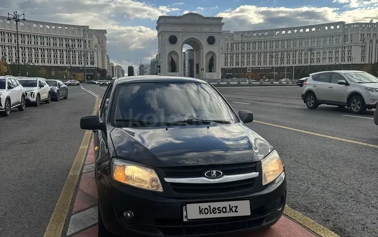 ВАЗ (Lada) Granta 2190 2014 года за 2 000 000 тг. в Астана