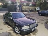 Mercedes-Benz C 220 1994 годаүшін1 100 000 тг. в Алматы – фото 3