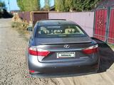 Lexus ES 300h 2012 года за 7 800 000 тг. в Актобе – фото 4