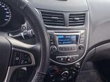 Hyundai Solaris 2015 года за 6 000 000 тг. в Алтай – фото 2