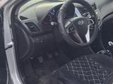 Hyundai Solaris 2015 года за 6 000 000 тг. в Алтай – фото 4