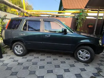 Honda CR-V 1997 года за 3 700 000 тг. в Алматы – фото 5