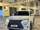 Lexus LX 570 2020 годаfor62 000 000 тг. в Алматы