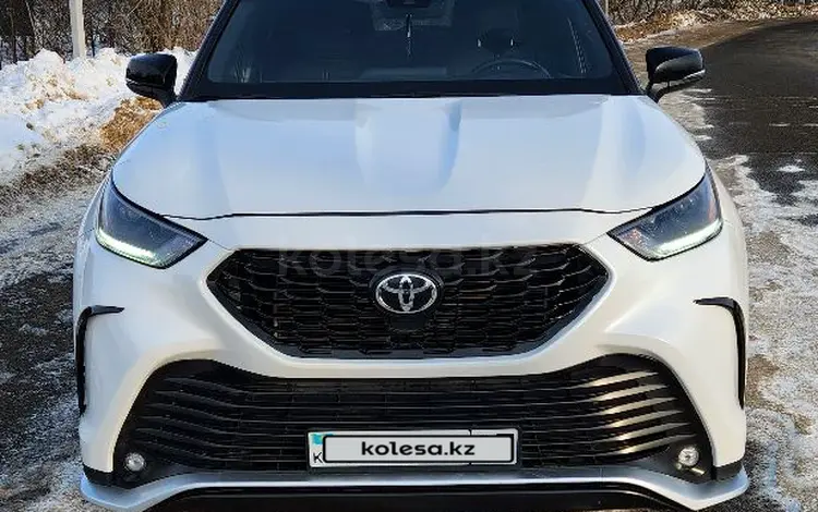 Toyota Highlander 2020 годаүшін25 000 000 тг. в Уральск