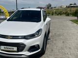 Chevrolet Tracker 2021 годаүшін6 500 000 тг. в Шымкент – фото 3