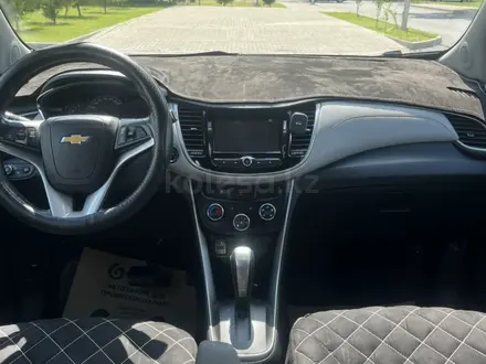Chevrolet Tracker 2021 года за 6 500 000 тг. в Шымкент – фото 11