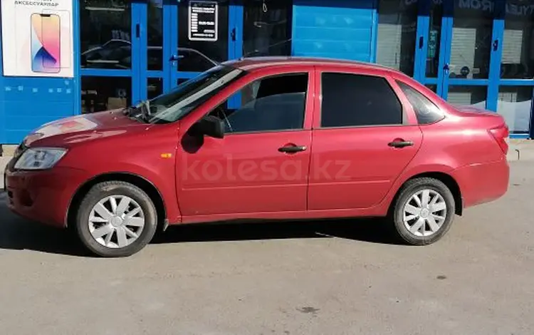 ВАЗ (Lada) Granta 2190 2013 годаүшін2 700 000 тг. в Актобе