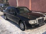 Mercedes-Benz E 230 1992 года за 1 350 000 тг. в Караганда – фото 2