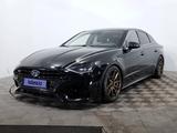 Hyundai Sonata 2019 года за 9 950 000 тг. в Астана