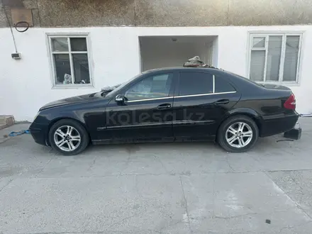 Mercedes-Benz E 350 2004 года за 2 700 000 тг. в Алматы – фото 2