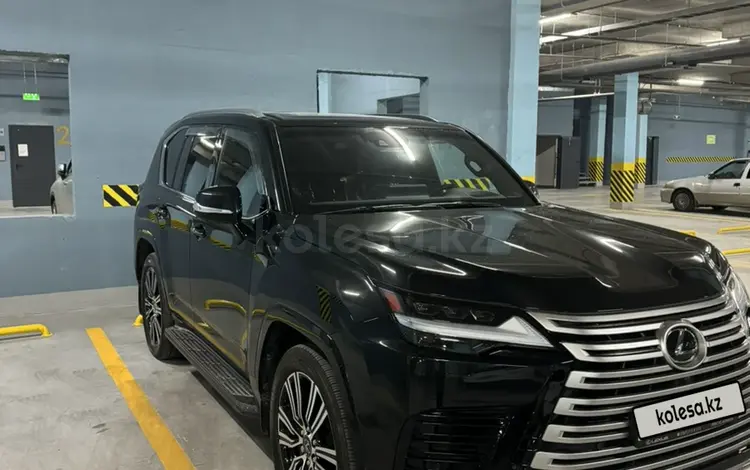 Lexus LX 600 2024 годаfor82 500 000 тг. в Алматы