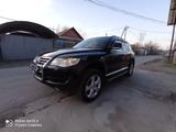 Volkswagen Touareg 2007 года за 5 800 000 тг. в Шымкент