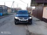 Volkswagen Touareg 2007 года за 5 800 000 тг. в Шымкент – фото 2