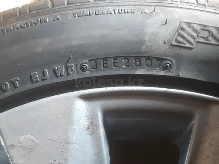 Диск с шиной R18, новый, оригинал, из Японии за 50 000 тг. в Алматы – фото 3
