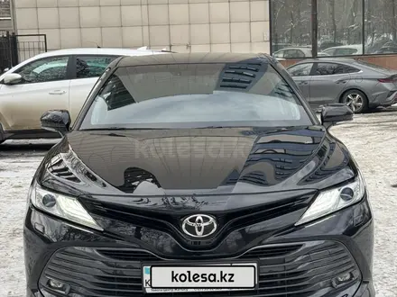 Toyota Camry 2019 года за 13 999 999 тг. в Алматы