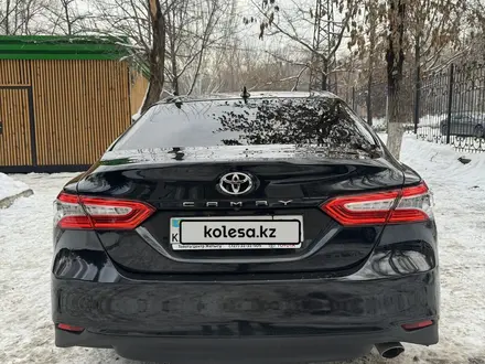 Toyota Camry 2019 года за 13 999 999 тг. в Алматы – фото 11