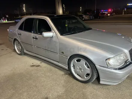 Mercedes-Benz C 280 1994 года за 1 800 000 тг. в Астана – фото 4