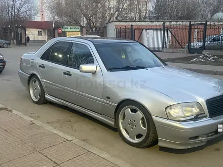 Mercedes-Benz C 280 1994 года за 1 800 000 тг. в Астана – фото 2