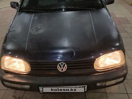 Volkswagen Golf 1994 года за 1 565 000 тг. в Жетысай – фото 10