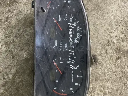 Привзной щиток прибор на Nissan Primera P11 за 15 000 тг. в Астана