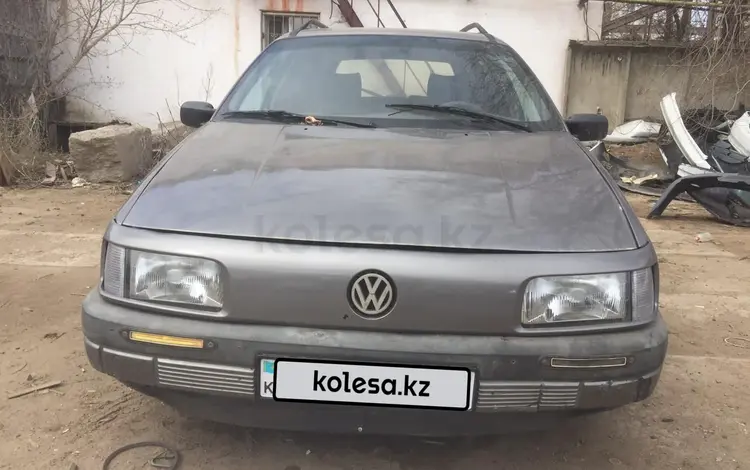 Volkswagen Passat 1990 года за 780 000 тг. в Уральск