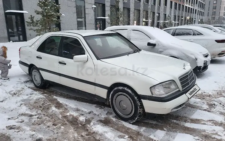 Mercedes-Benz C 180 1994 годаfor1 000 000 тг. в Астана