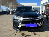 Toyota Highlander 2019 годаүшін17 300 000 тг. в Семей – фото 2