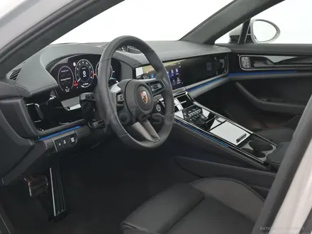 Porsche Panamera GTS 2025 года за 129 000 000 тг. в Алматы – фото 11