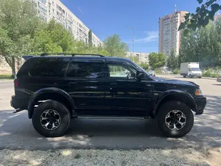 Mitsubishi Montero Sport