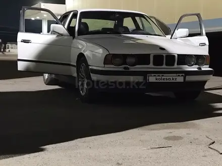 BMW 520 1991 года за 1 300 000 тг. в Алматы – фото 2