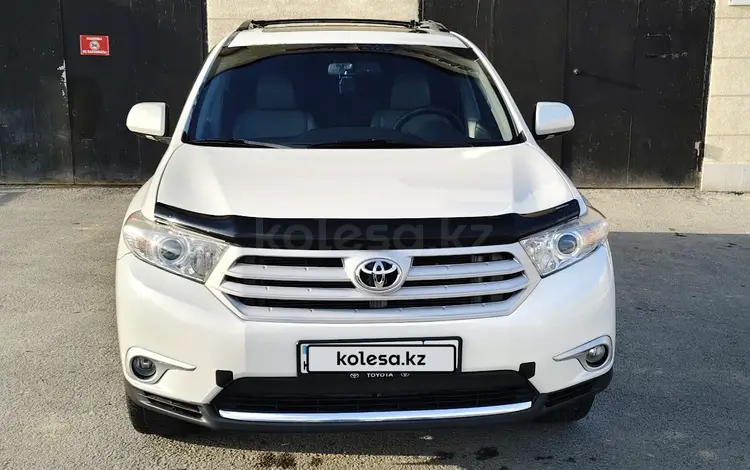 Toyota Highlander 2012 годаfor13 000 000 тг. в Актау