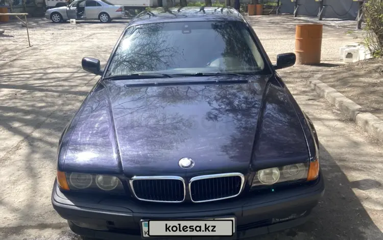 BMW 728 1997 года за 2 700 000 тг. в Алматы