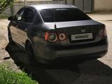 Volkswagen Jetta 2011 года за 2 100 000 тг. в Атырау – фото 3