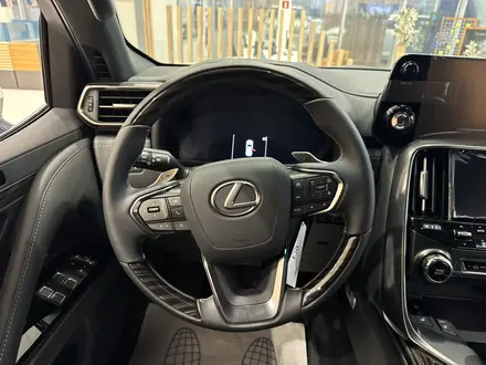 Lexus LX 600 Luxury+ 2025 года за 90 890 000 тг. в Атырау – фото 12