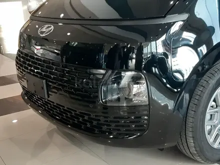 Hyundai Staria 2021 годаүшін21 300 000 тг. в Алматы – фото 5