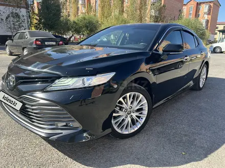 Toyota Camry 2019 года за 14 000 000 тг. в Кызылорда