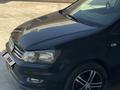 Volkswagen Polo 2015 года за 2 800 000 тг. в Шымкент – фото 2
