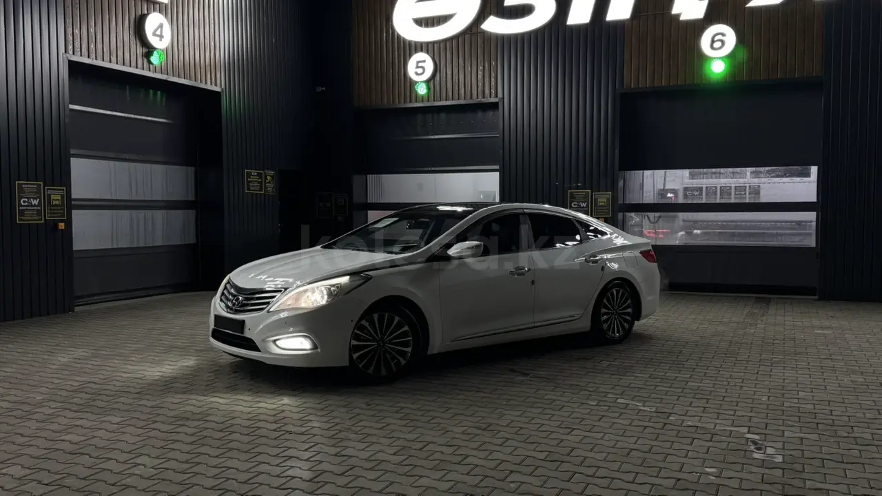 Hyundai Grandeur, 2011